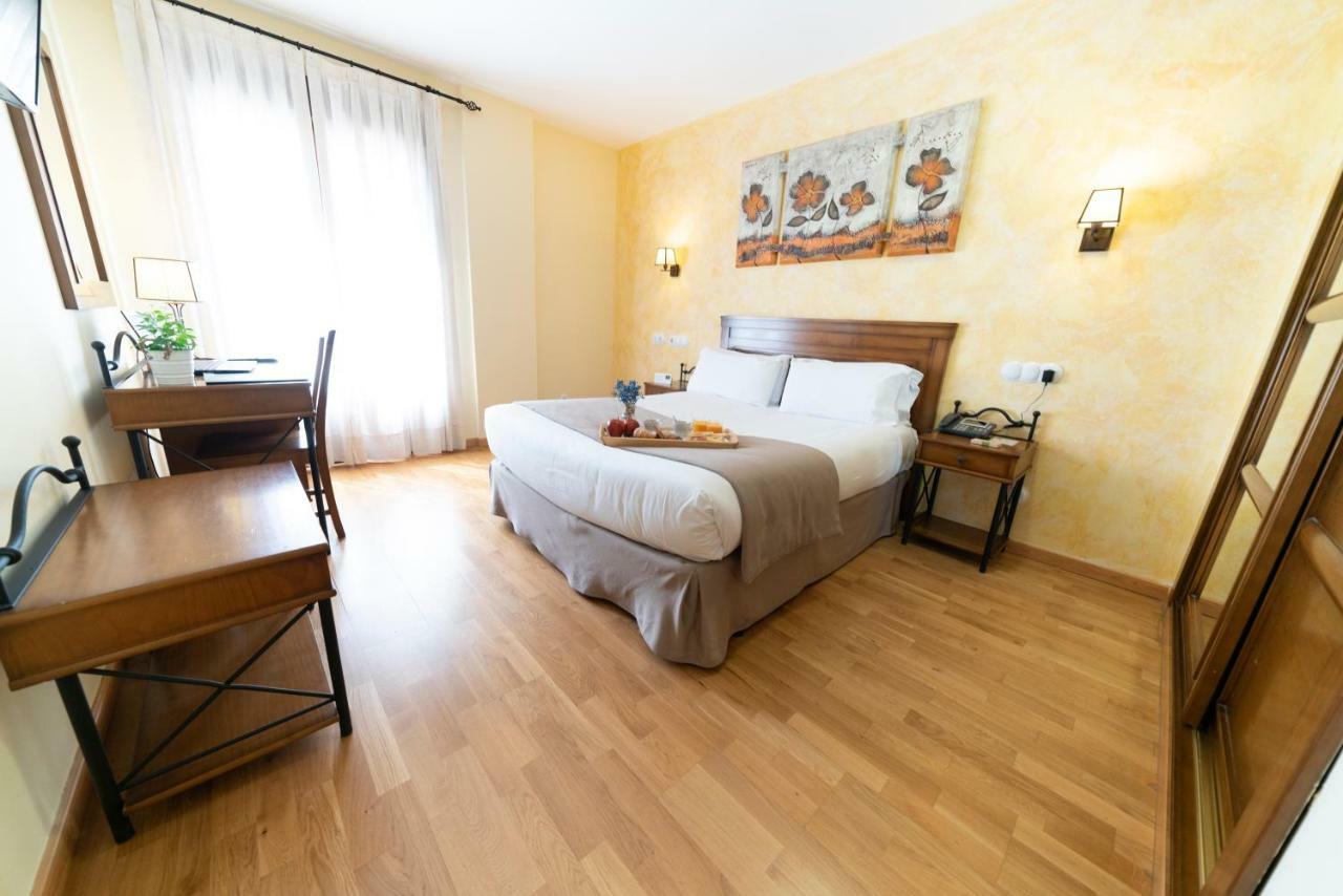 Hotel Comendador カランケ エクステリア 写真